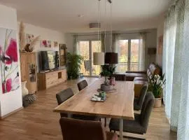 Helle Wohnung mit Balkon 120qm, 4Zimmer