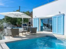 Villa Adria - Vista Mare con Piscina e Terrazza privata