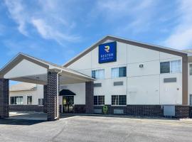 Reston Inn & Suites，位于Spencer的酒店