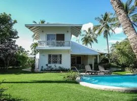 Charming ocean front 3 bd villa