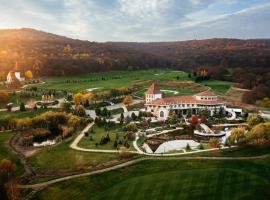 SunGarden Golf & Spa Resort，位于克卢日-纳波卡的酒店