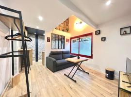 Le Loft ~ à 4 min de la gare, Fibre + Parking privé，位于普瓦捷的酒店