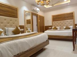 HOTEL GOLDEN VEENA- MOUNT ABU- 1 km FROM NAKKI LAKE，位于卜山的酒店