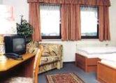 Hotel Willmersdorf，位于科特布斯的酒店