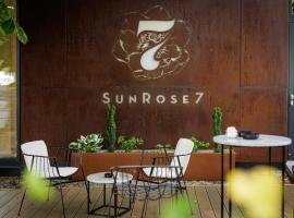 Boutique Hotel Sunrose 7 - Gourmet & SPA，位于博希尼的酒店