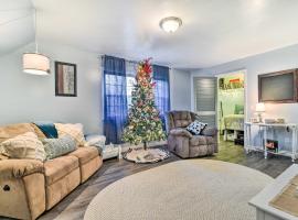 Clio Apt on 3 Acres, 14 Mi to Frankenmuth!，位于伯奇伦的酒店