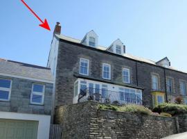 Upper Deck, Port Isaac Bay Holidays，位于以撒港的酒店