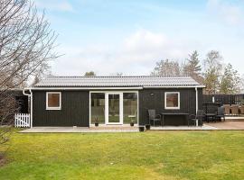 Holiday home Karrebæksminde XLVIII，位于Karrebæksminde的酒店