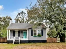 Cozy cottage in Midtown, near hospitals & downtown
