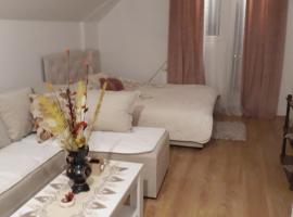 Holiday home BOŽUR，位于科拉欣的酒店