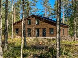 Stunning Home In Säffle With Wifi