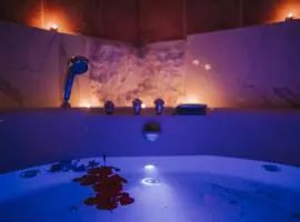 PRECIOSA CASA-CUEVA CON JACUZZI