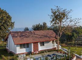 SaffronStays Mariposa by the River Sol, Karjat，位于卡尔贾特的别墅