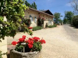 Le gîte de Pouzatel proche Château de Bonaguil