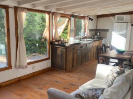 Caba&ntilde;a Bariloche Lodge 2，位于圣卡洛斯-德巴里洛切的木屋