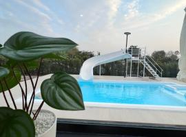 373 pool villa，位于清莱的酒店