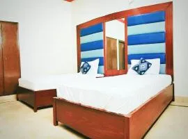 GULSHAN E IQBAL Guest House Near Mallinum Mall & Agha Khan hospital