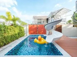 Poollay StayX2 Poolvilla@Pattaya