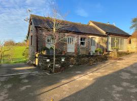 Charming Countryside Cottage，位于艾维布里奇的酒店