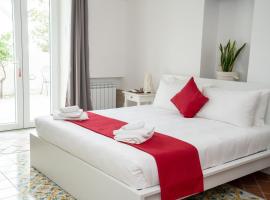 Le Stanze di Sissi - Luxury Suites，位于那不勒斯那不勒斯大学体育中心附近的酒店