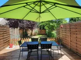 Maison Cheptainville AVEC TERRASSE SUR VERDURE