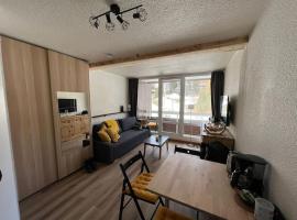 Appartement Alpe-d'Huez 4 Personnes，位于拉普德兹的酒店