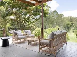 Designer Hinterland Escape with Breathtaking Views