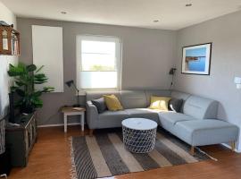 Ferienhaus Solken mit großer Terrasse und Kaminofen，位于普劳西的酒店