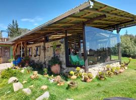 Hotel Rural Granja Agroecoturistica Santa Barbara，位于Simijaca的酒店