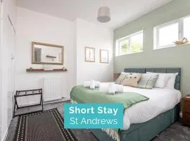 The Loft on the Lane - 2 Beds - Garden - 5 mins to harbour