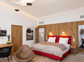 Hotel Diamond Country Club，位于Atzenbrugg的酒店