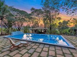 SaffronStays Laburnum House, Wada - Palghar，位于Wada的酒店