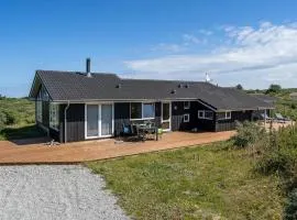 Cozy Home In Hjørring With Sauna