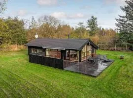Nice Home In Strandby With Sauna, Wifi And 3 Bedrooms