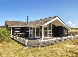 Amazing Home In Ringkøbing With Kitchen