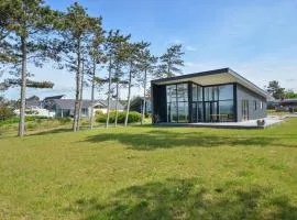 Gorgeous Home In Ebeltoft With Wifi