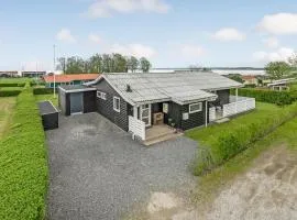 Amazing Home In Juelsminde With Kitchen