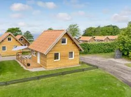 Beautiful Home In Tranekær With Kitchen