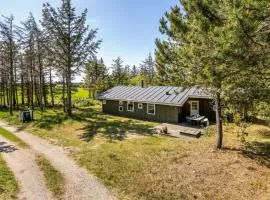 Beautiful Home In Lkken With Sauna