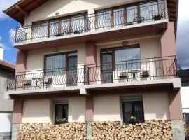 Къща Генчеви