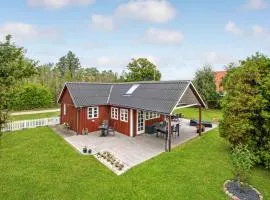 Beautiful Home In Gørlev With Kitchen