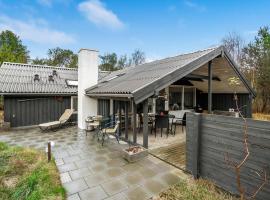 3 Bedroom Pet Friendly Home In Ålbæk，位于奥贝克的酒店