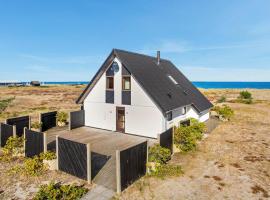 Awesome Home In Læsø With Kitchen，位于莱斯的别墅