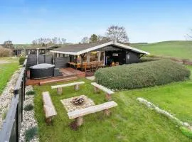 Stunning Home In Rønde With Kitchen