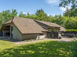 Awesome Home In Oksbøl With Sauna