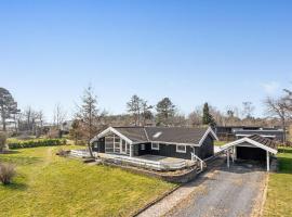 Amazing Home In Gilleleje With Wifi，位于吉利勒杰的酒店