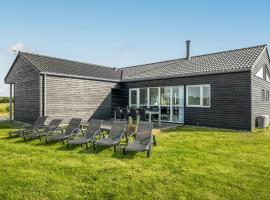 Nice Home In Haderslev With 4 Bedrooms, Sauna And Wifi，位于Årø的度假屋