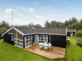 Awesome Home In Hirtshals With 4 Bedrooms, Sauna And Wifi