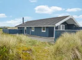 Awesome Home In Fanø With Kitchen