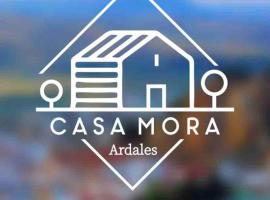 Casa Rural Cerca del Caminito del Rey，位于阿达莱斯的度假屋
